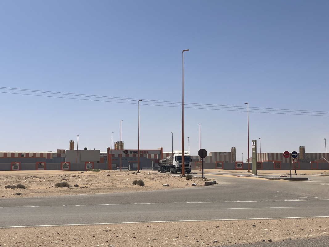 Laâyoune Plage y El Marsa, Region-Africa (47)