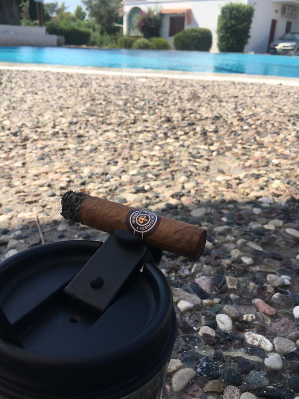 18D18B6B-595C-4114-8798-B78D48D73864