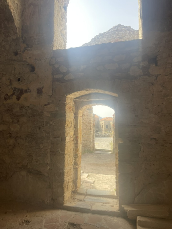 34BC6A96-7AE3-420C-B761-D22EBCB6AC11_1_105_c