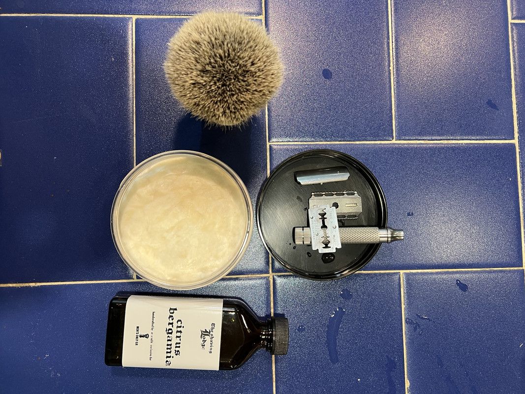 23176E51-5A7B-4337-8138-04BE4E3BF0DA