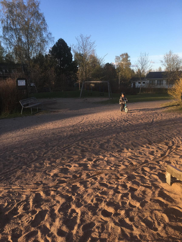 3109A424-FCEA-4F0F-81FF-7853F24C128B