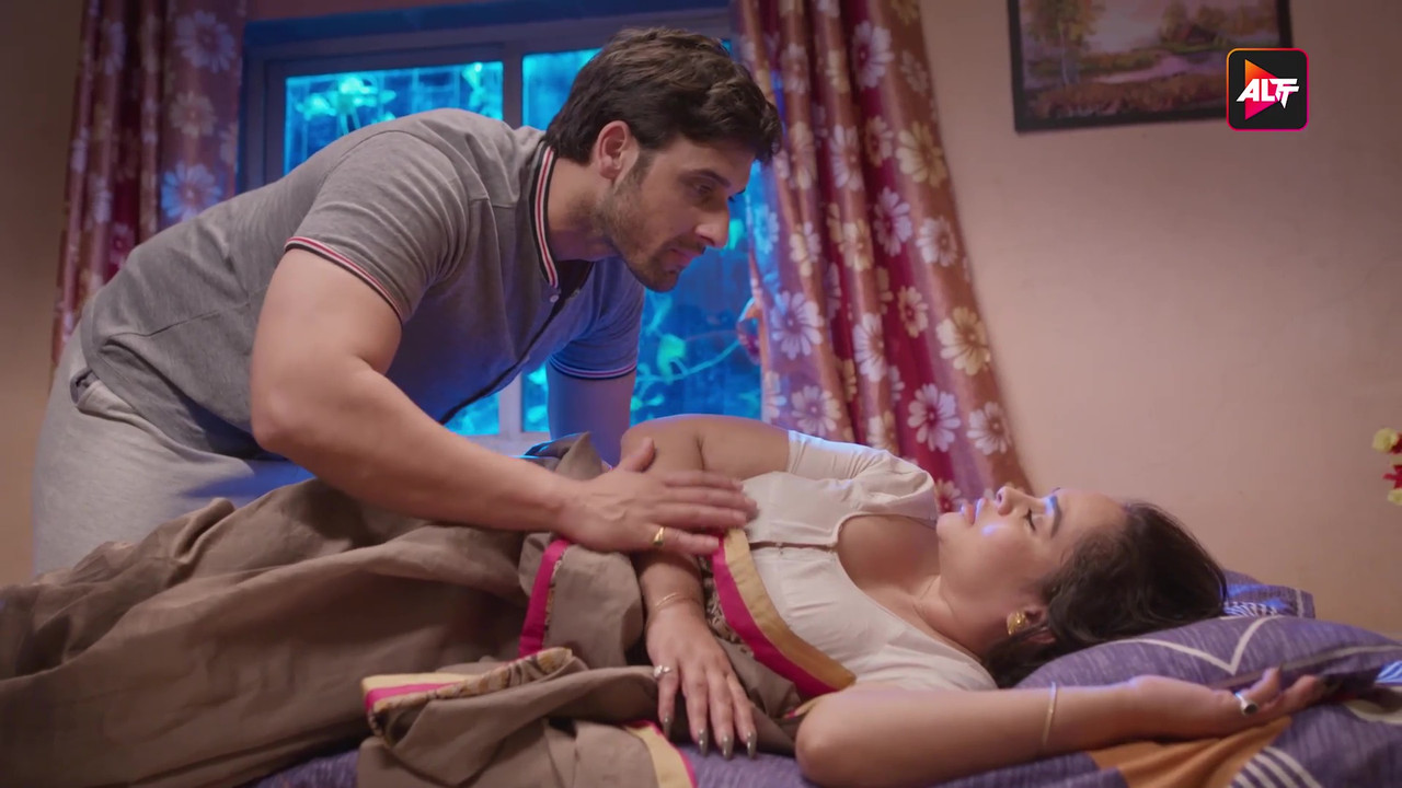 vlcsnap-2025-03-21-03h01m42s433