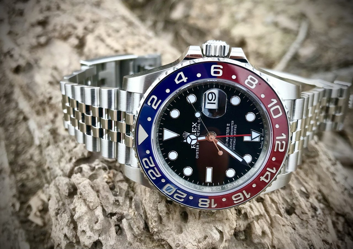 ROLEX GMT MASTER II 126710 BLRO (20)