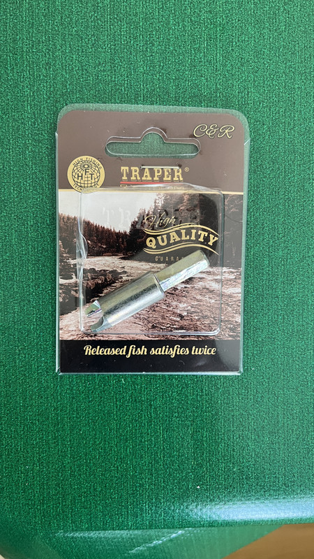 2FE49DD9-C870-41C6-BA31-1CBCD917E147