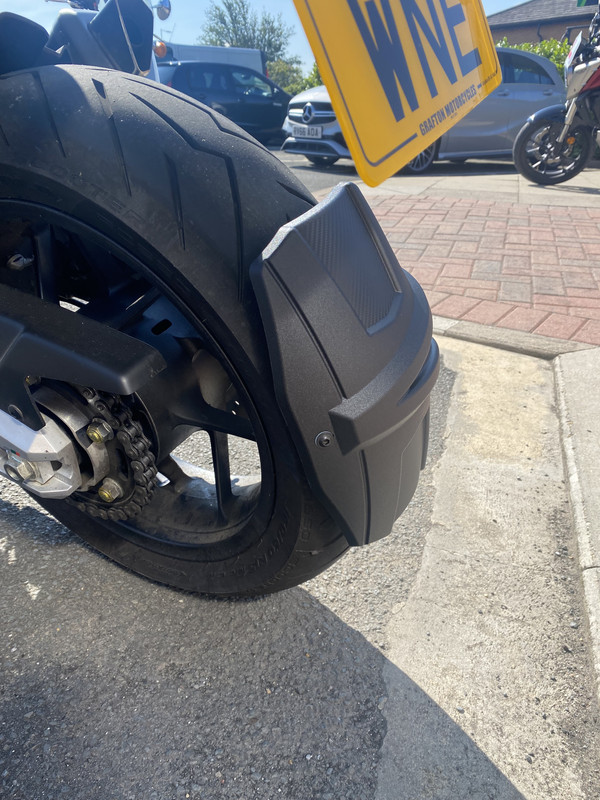 3E9D9CA9-1E09-43BF-88D2-8812288BFCCB