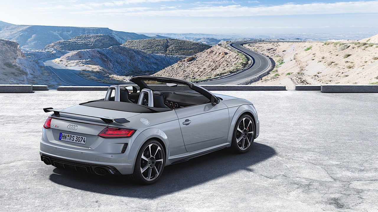 Audi TT RS Coupé & Audi TT RS Roadster (28)