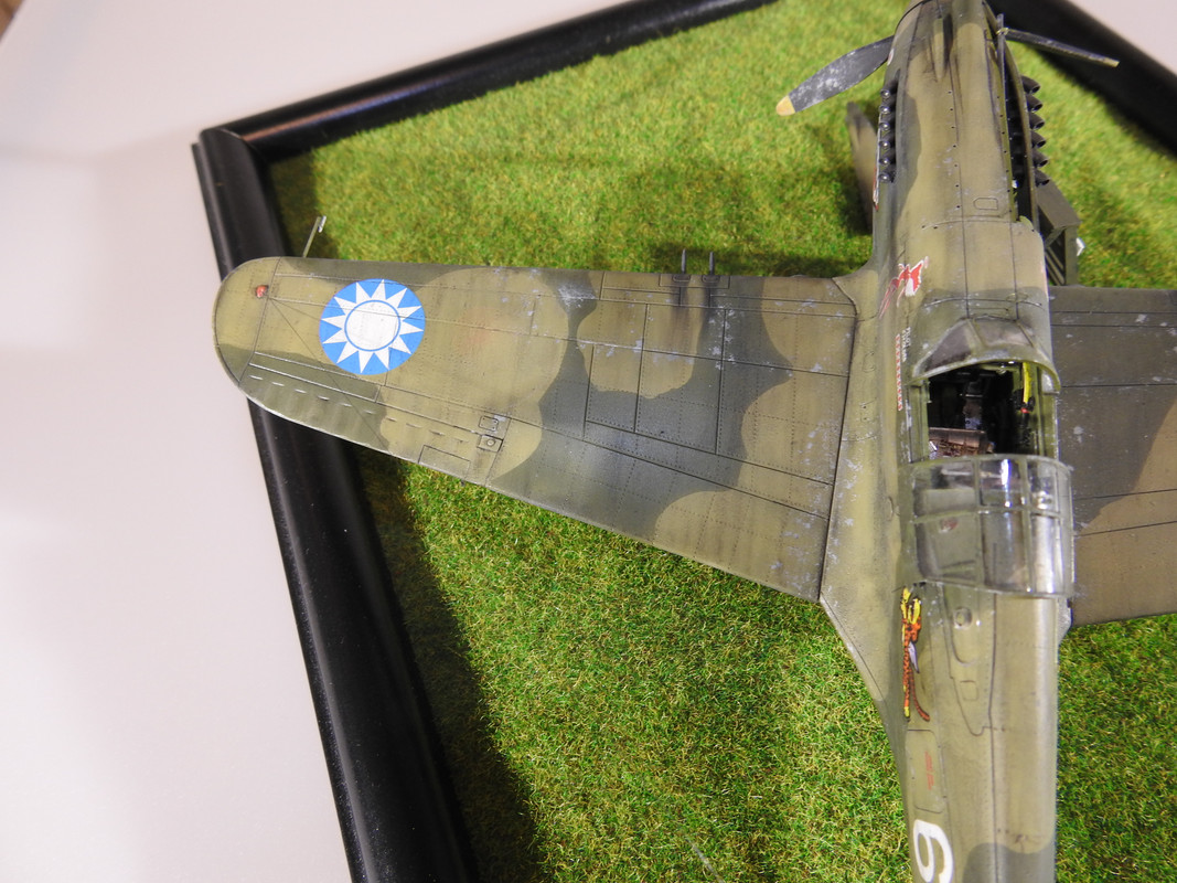 Curtiss P-40C Hawk, Bronco 1/48 –Klar DSCN2252