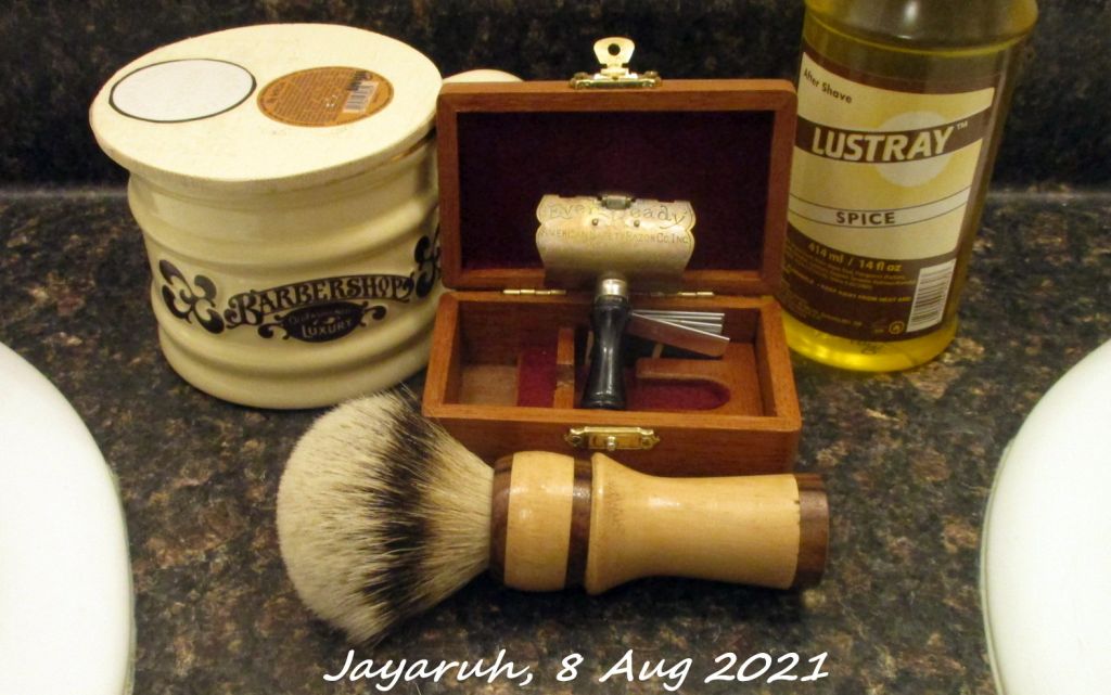 [Image: sos210808.jpg]