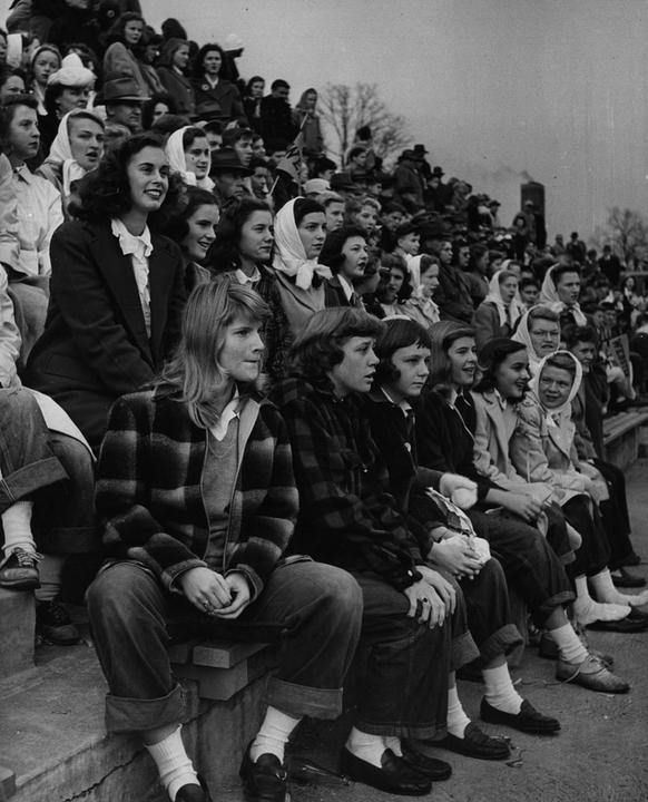high-school-football-game