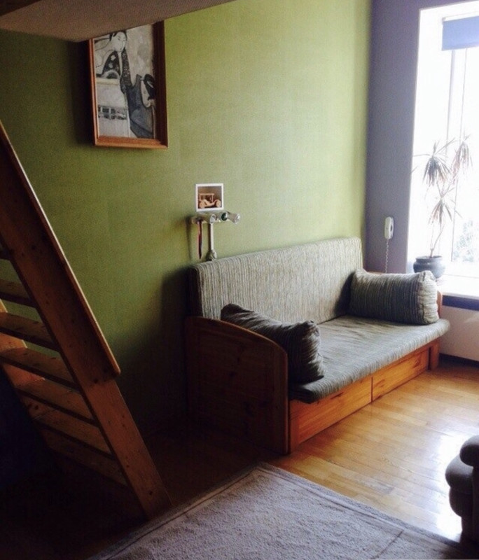 EDF2B02F-0995-4CEC-BBDA-B7CA2C7E9B8C