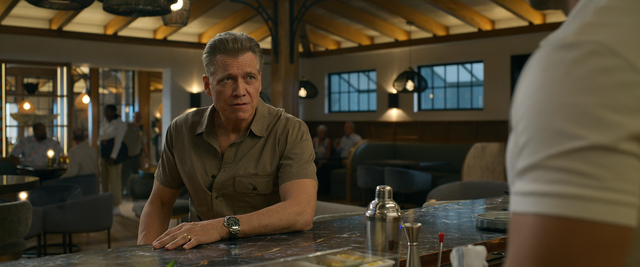 The.Waterfront.S01E01.Almost.Okay.2160p.10bit.NF.WEB-DL.DDP5.1.HEVC-Vyndros.mkv_snapshot_20.07_[2025