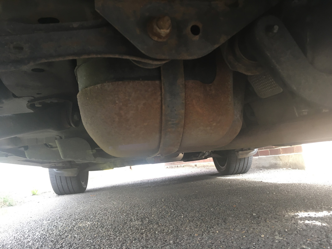 Bill important Evoque fuel shield rust problem! Evoque Owners Club