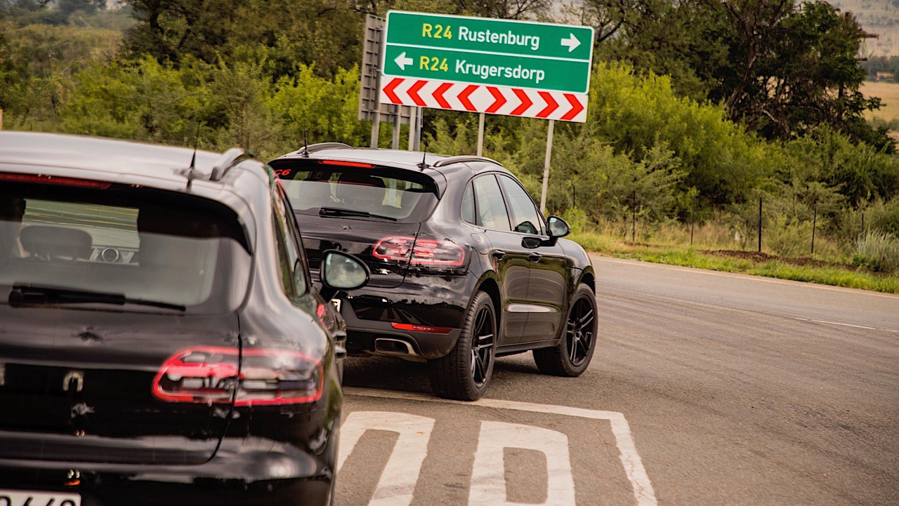 2019 Porsche Macan (17)