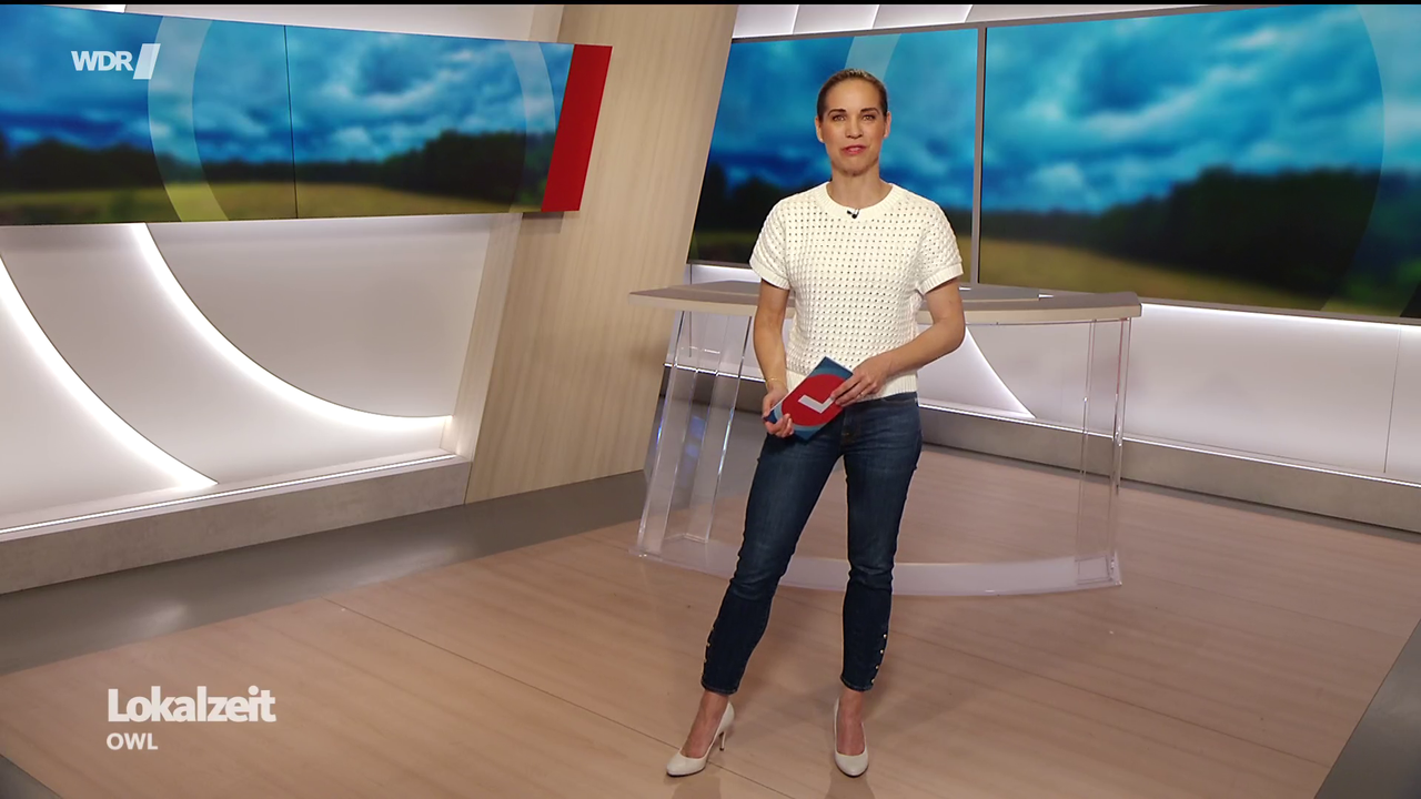 Kristina Sterz WDR Lokalzeit OWL 03 06 2026 89X Caps 87