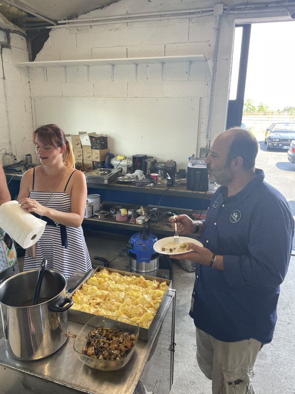 566862F9-FC6A-434B-A7E1-E78DF91505C9