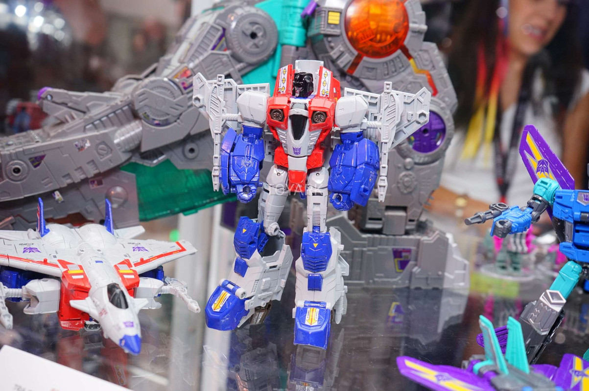 SDCC-2017-Transformers-Hasbro-Thurs-034