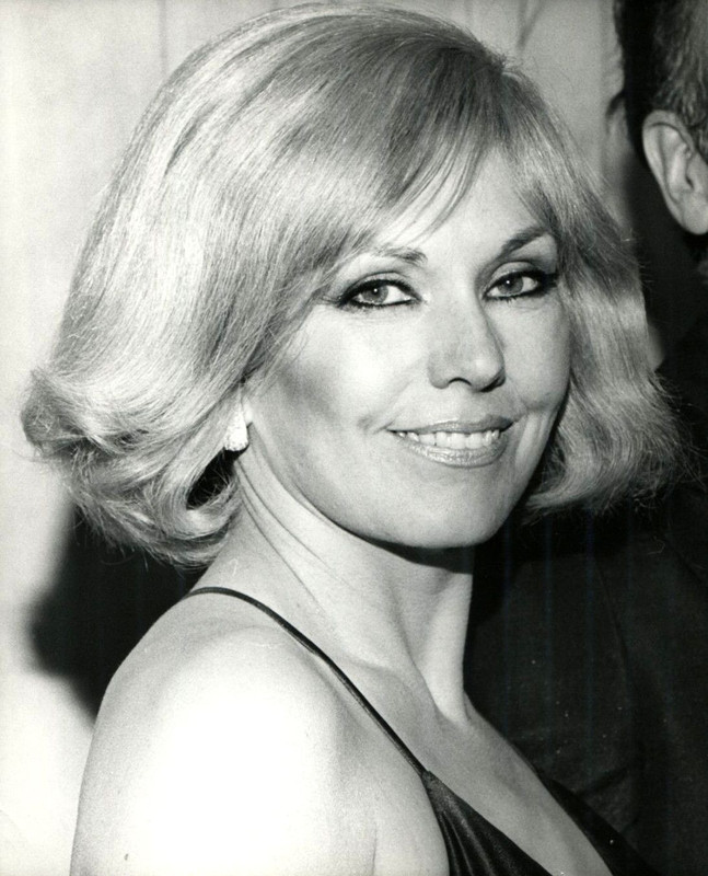 kim_novak_447