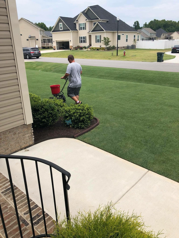 12A72CE3-5EB1-4B57-AE41-FF00C5243503