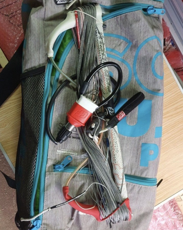 EC95B16B-53B8-4BE3-A4BC-EF6C0CFDBED1