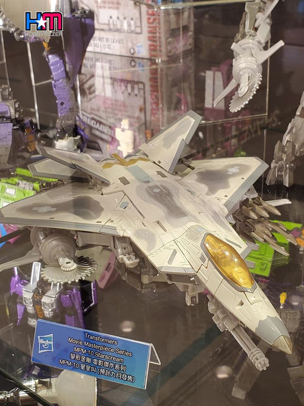 15-Movie-Masterpiece-Starscream-01