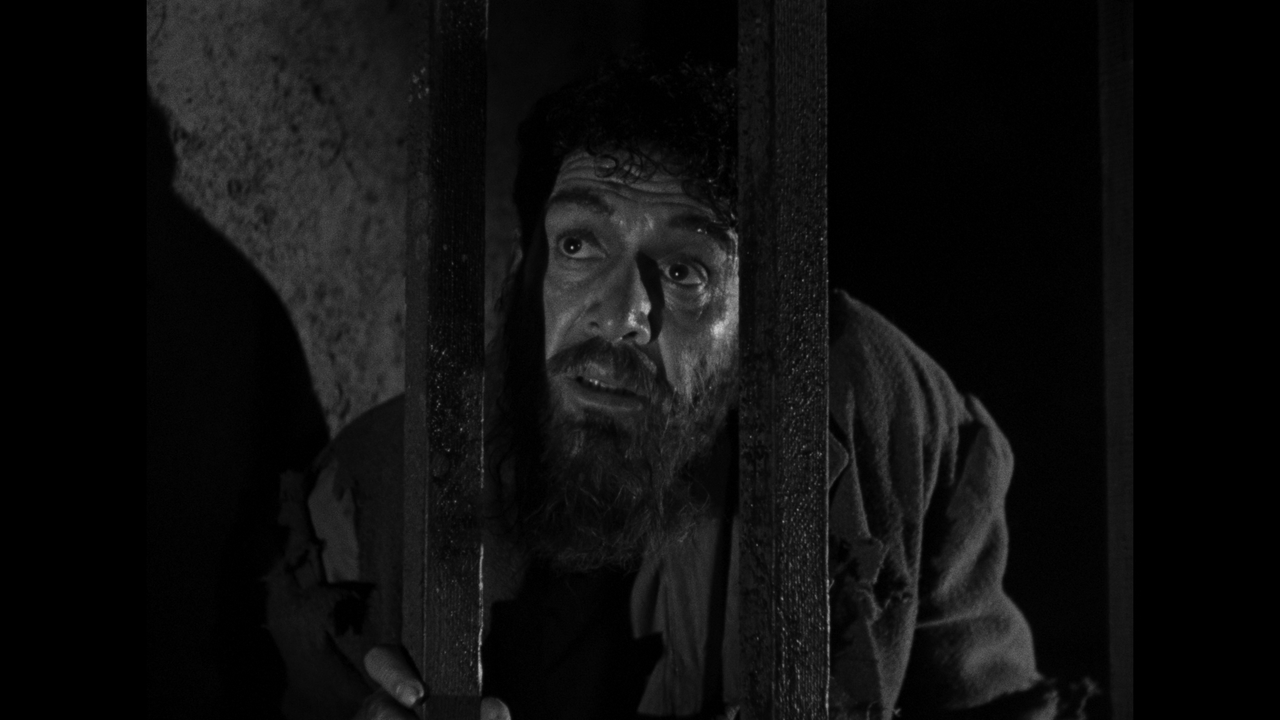 mpv-shot_House.of.Frankenstein.1944.2160p.UHD.BDRemux.HDR.HEVC-Нечипорук_00_03_28_0001