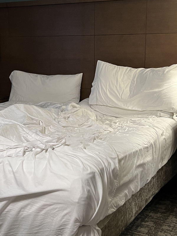 B2B0F8A9-25CF-45E1-81DA-8D85F0153A9F