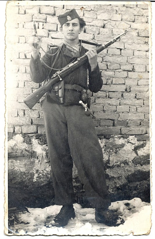 [Слика: 18.jpg]