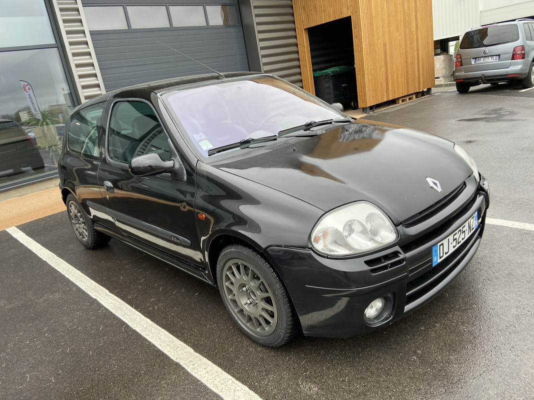 F967FE98-DC8E-4894-91FC-FB9816ED4AC4