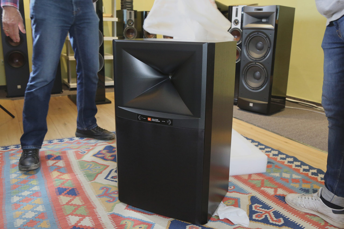 B622A4D9-F361-4AE6-A912-50BB314F17C0