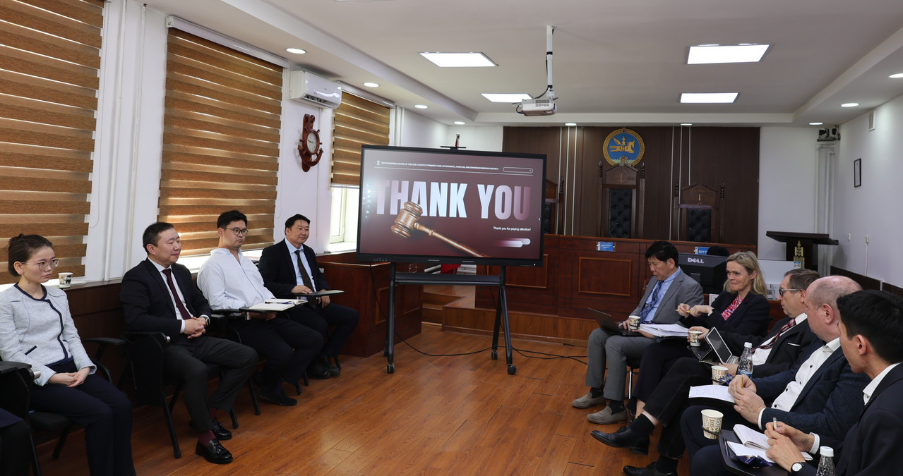 “Твиннинг” төслийн зөвлөхүүд Баянгол, Хан-Уул, Сонгинохайрхан дүүргийн Иргэний хэргийн анхан шатны тойргийн шүүхийн шүүгчидтэй уулзалт хийв