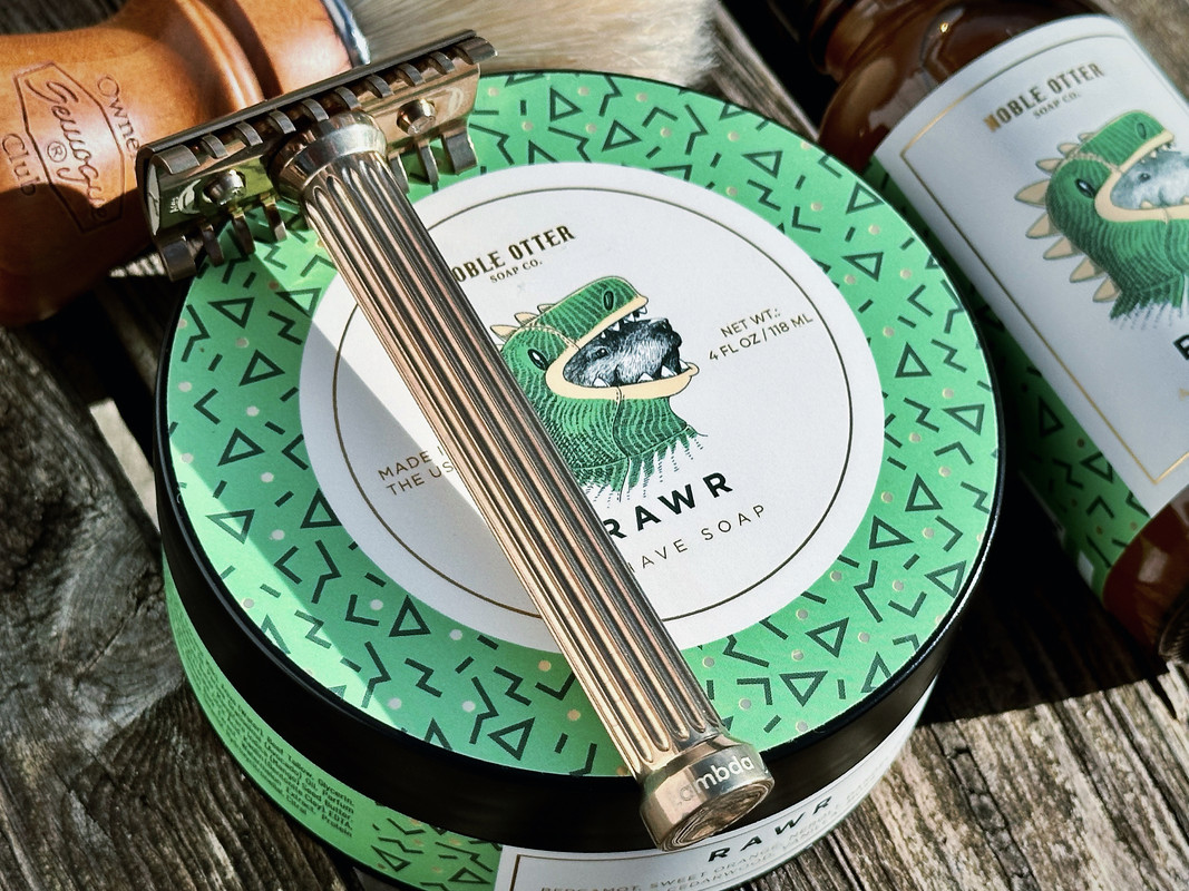 27A3AE17-27CE-469C-88A6-B2070117E6BF