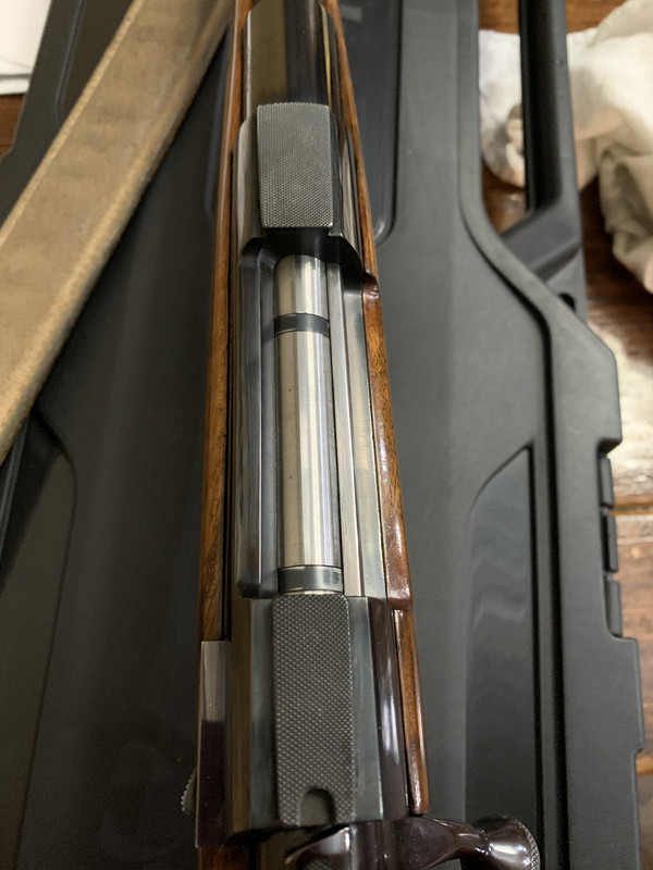 4FD83A6E-13E1-4977-8246-0A5D1C8B34B1