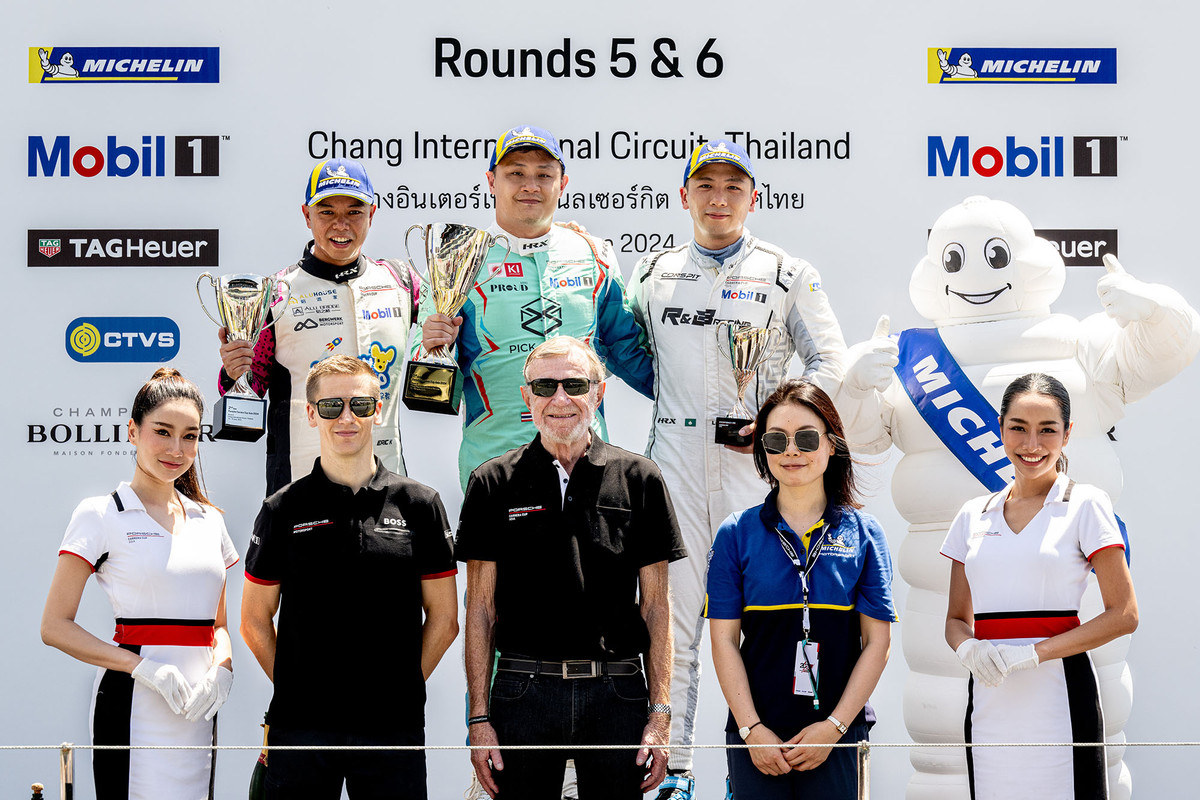 5-2-Podium-Am-Class-r-5