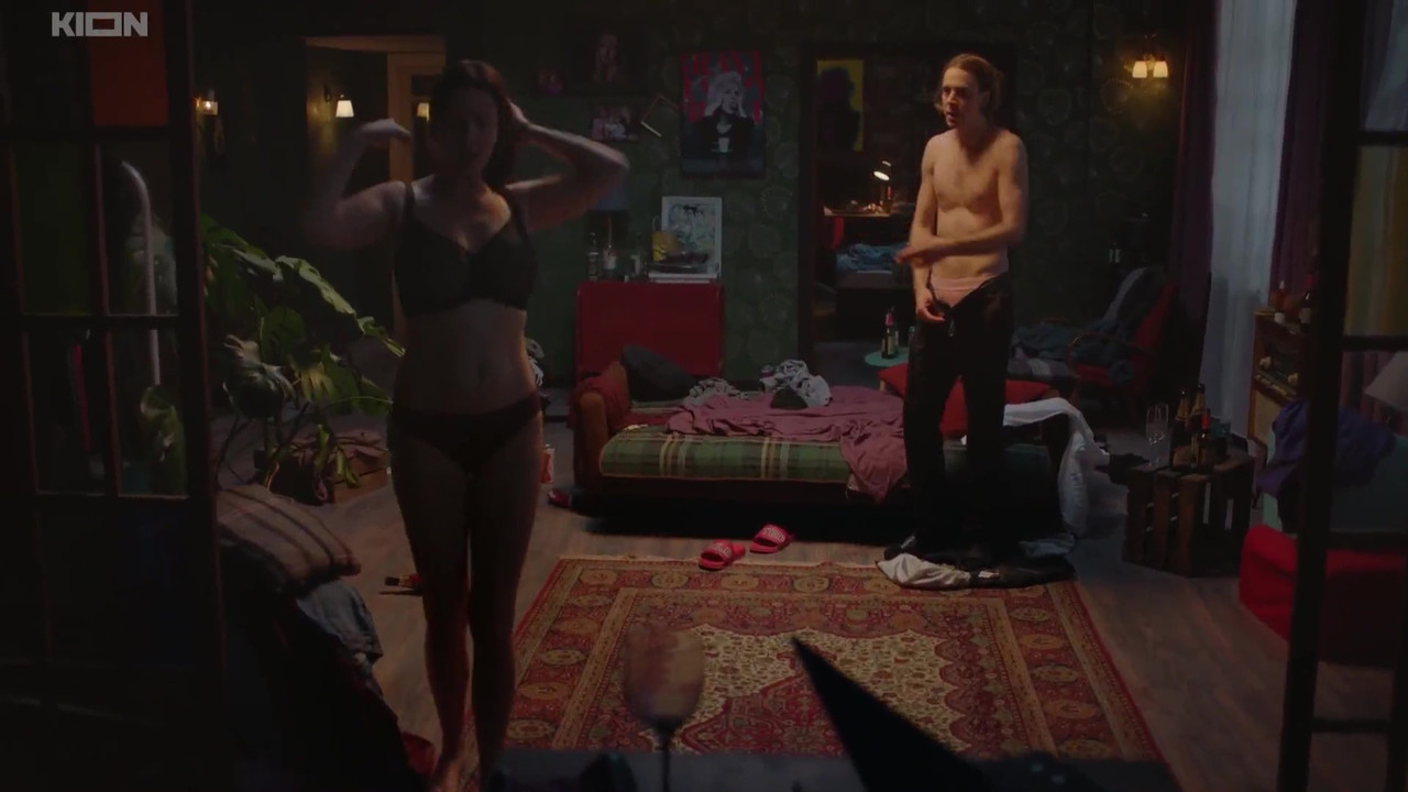 vlcsnap-2023-11-06-17h14m39s389