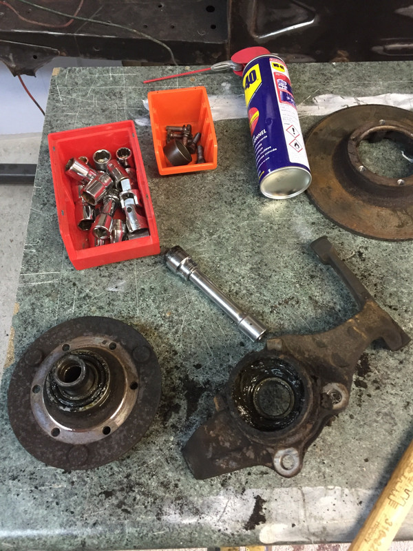 Restauration 4L (471)