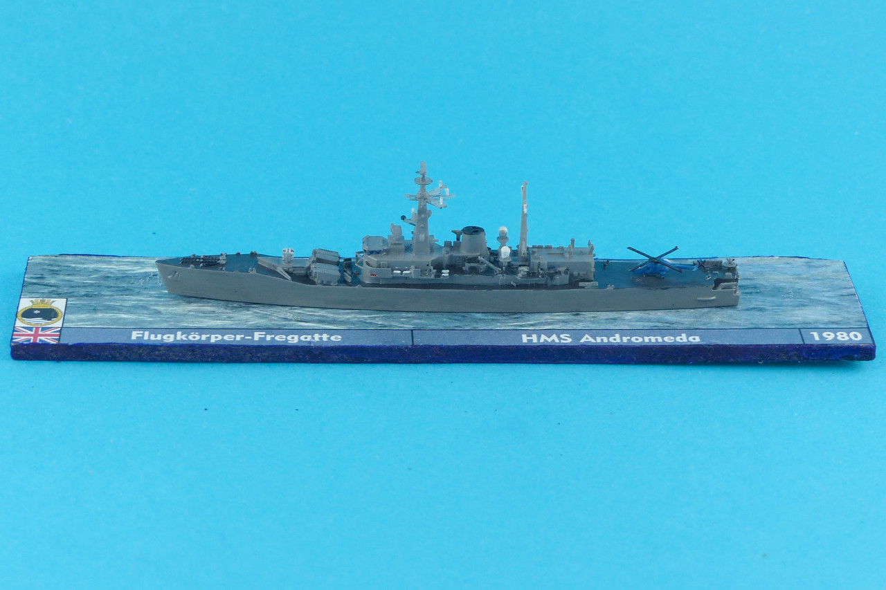 06 Mo MF114 HMS Andromeda 1980 1