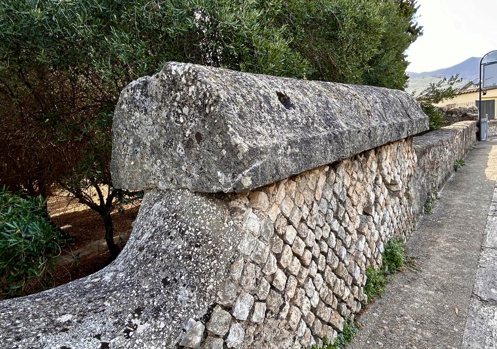 Жаркий сентябрь на побережье Тирренского моря. Жаркий сентябрь на побережье Тирренского моря.