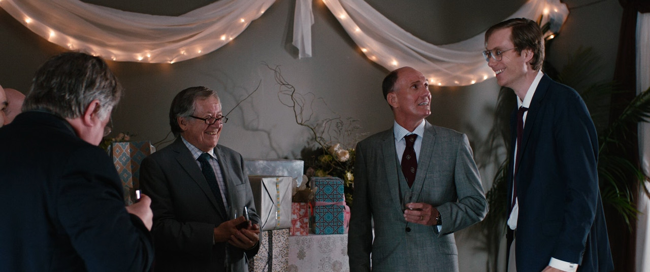 Table 19 2017 (1080p x265 10bit Tigole).mkv_snap