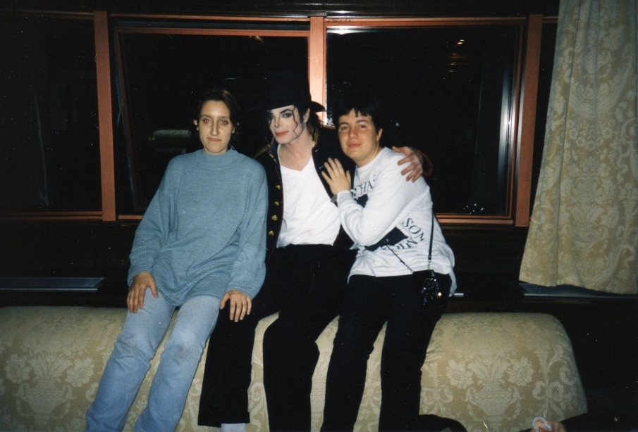 rare-Michael-Jackson-michael-jackson-10116446-905-614.jpg