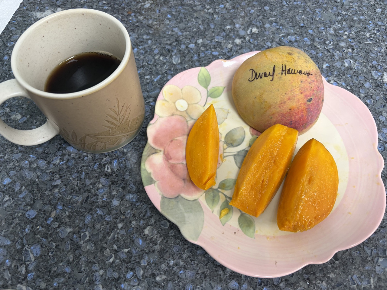 Dwarf Hawaiian Breakfast