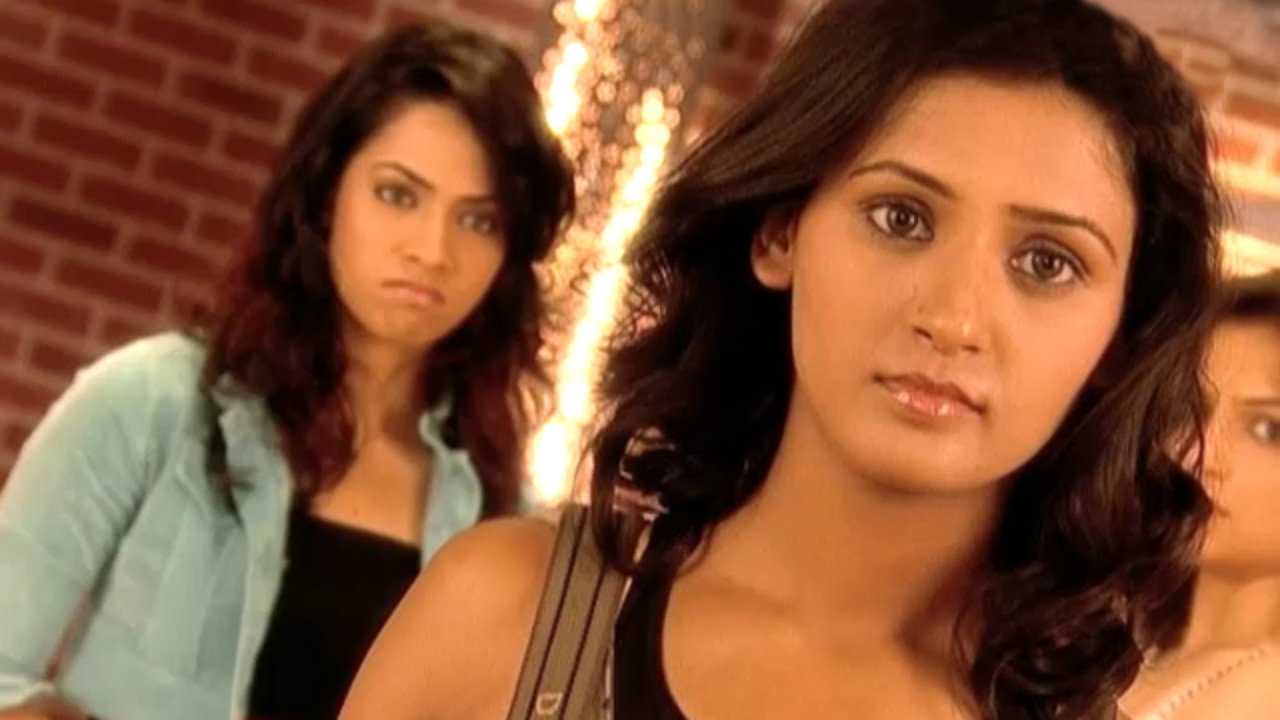 Kriya and Sharon canteen fight
