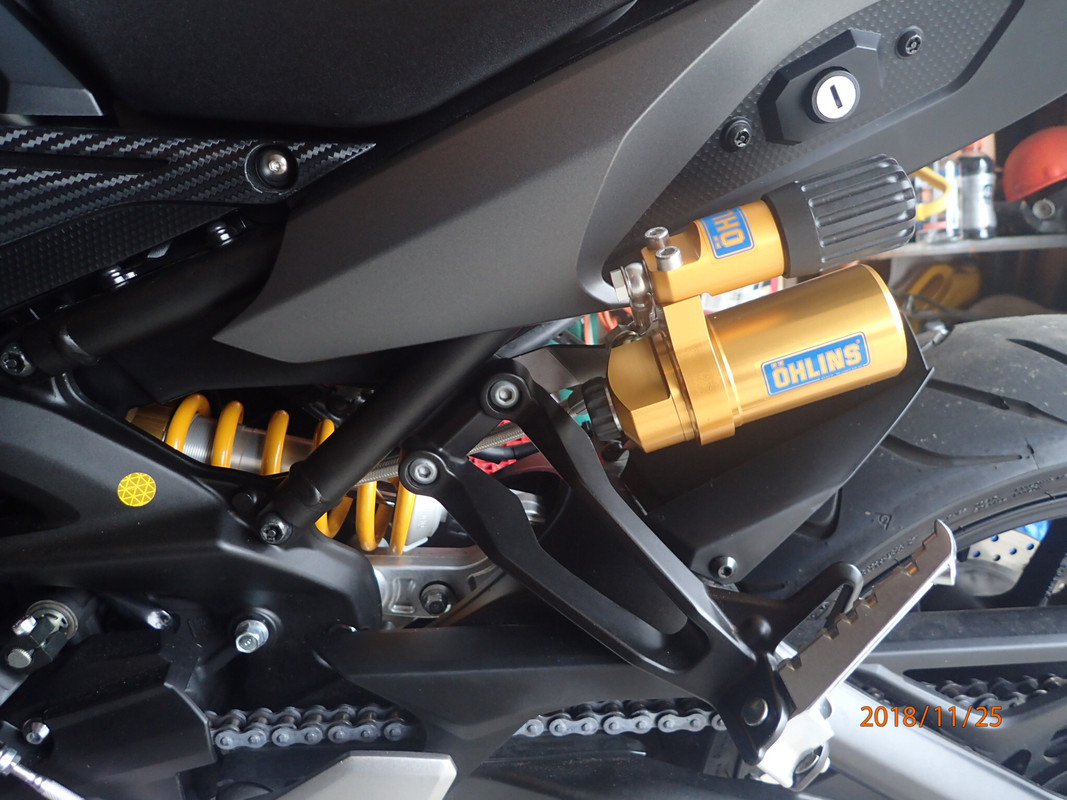 41A8CE90-7C09-4230-BF65-2110BA8FB6ED