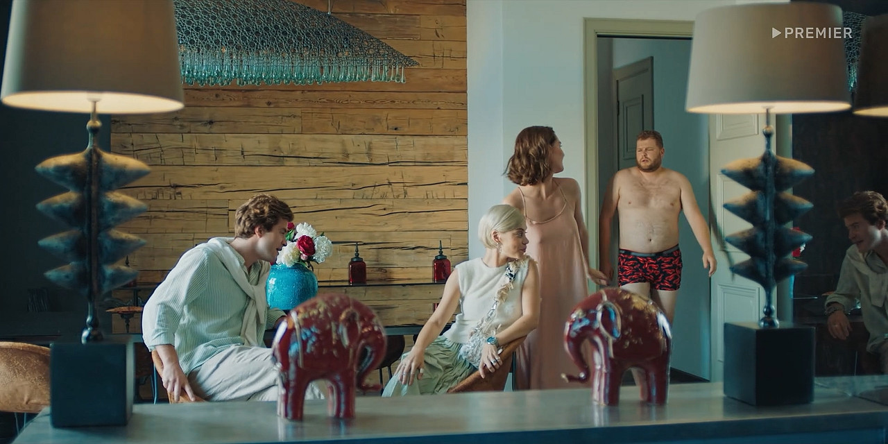 Лянка Грыу_Салют Начальник-2_05L.1080p.mp4_snapshot_00.24.543