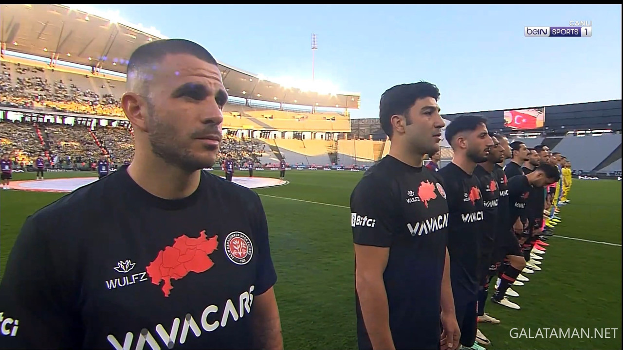 04-14_17-33-34_TR  BEIN SPORTS 1 FHD_Fatih Karagümrük vs Fenerbahçe_fixed.ts_snapshot_19.08.142