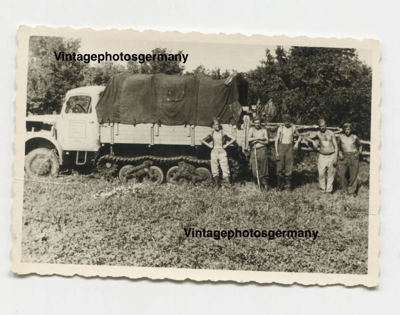 Z6998 Foto Russland 1943 WH Halbkette Sd Kfz 3 Opel Maultier Panzer LKW