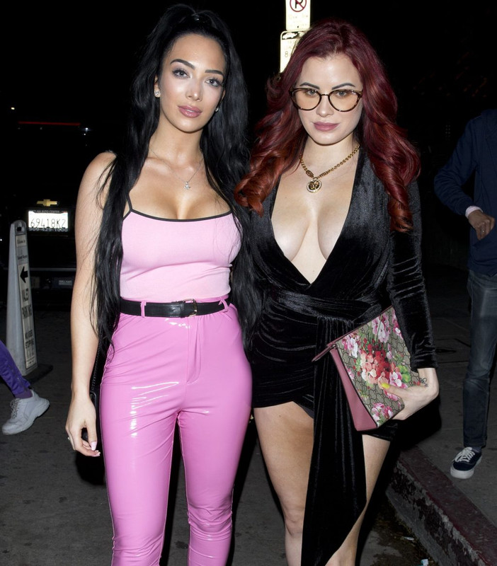 Carla-Howe-UpskirtStars.com-1-1024x1536 (41)