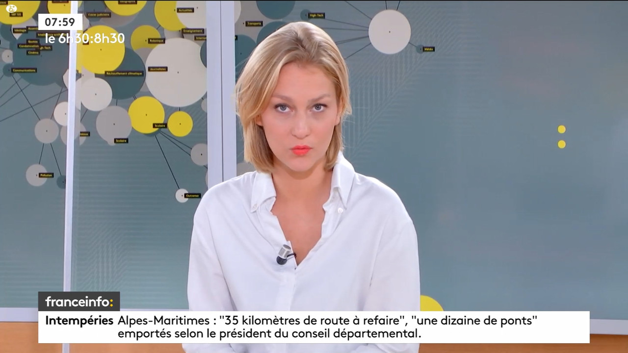 10.07 - 05.29.00 - 9h30. Entre JT, chroniques, invités et revues de p....ts_snapshot_01.36.17.917