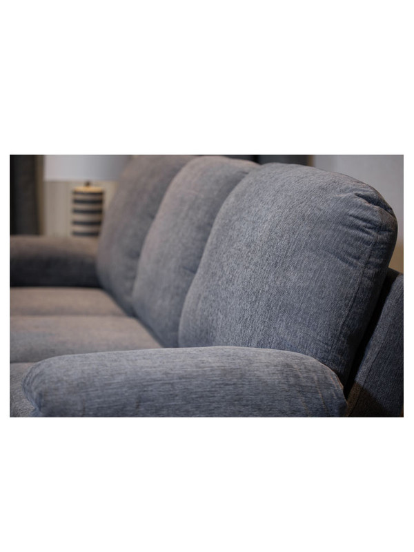London Sofa Close Up Back Cushions