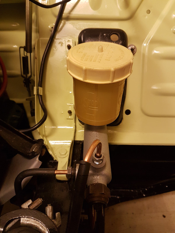 Maître cylindre neuf (3)