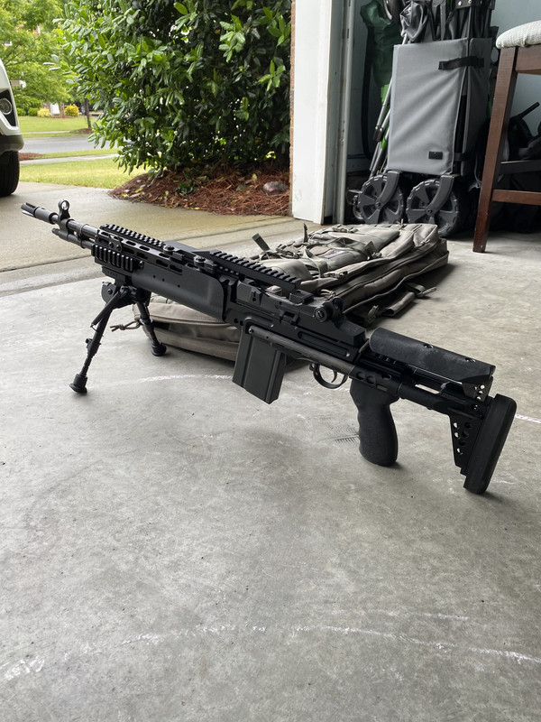 M14 — Postimages